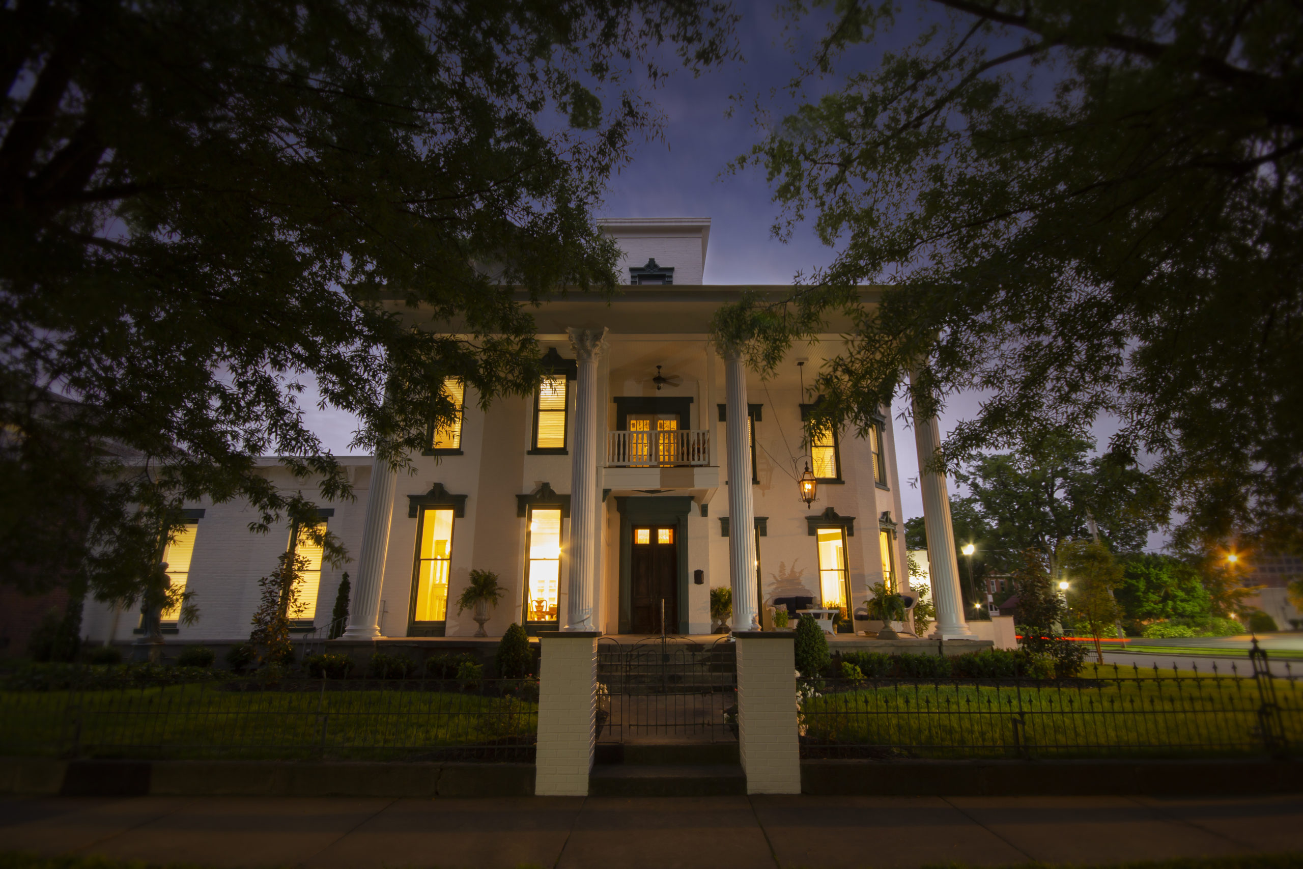 The Historic Belle Louise Bed & Breakfast Paducah, KY